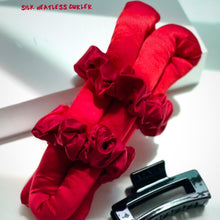 Load image into Gallery viewer, 100% Pure Mulberry Silk Heatless Hair Curler

