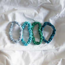 Load image into Gallery viewer, 100% Pure Mulberry Silk Hair Scrunchies - Maldives
