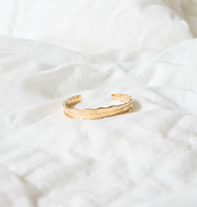 Crown Wee Bands 18k Gold
