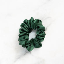 Load image into Gallery viewer, Luxe Pure Silk Hair Scrunchie - Emerald Green

