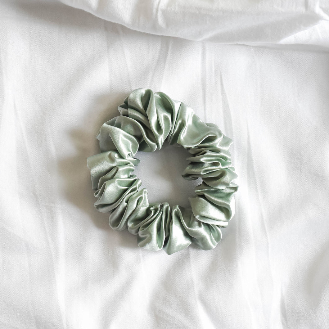 Luxe Pure Silk Hair Scrunchie - Peppermint