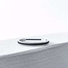 Load image into Gallery viewer, Wee Bands - Victory Silver
