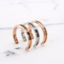 Load image into Gallery viewer, Sparkling Wee Bands

