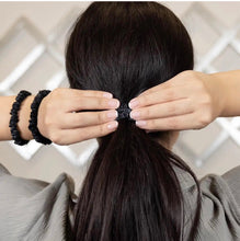 Load image into Gallery viewer, 100% Pure Mulberry Silk Hair Scrunchies - Black
