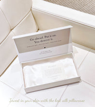 Load image into Gallery viewer, 100% Pure Mulberry Silk Anti-Ageing Pillow (22 Momme)
