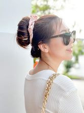 Load image into Gallery viewer, 100% Mulberry Silk Multi Hair Curler Scrunchie
