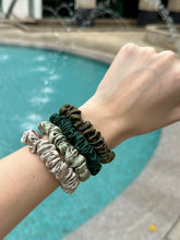 Load image into Gallery viewer, 100% Pure Mulberry Silk Hair Scrunchies - Back to Nature
