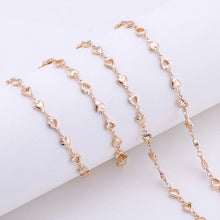 Load image into Gallery viewer, Mask Chains - Hearts
