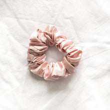 Load image into Gallery viewer, 100% Pure Mulberry Silk Large Scrunchies
